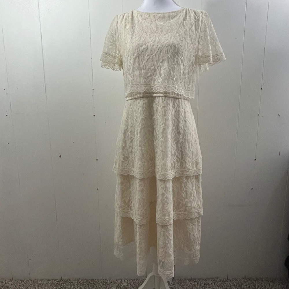 Sue & Lenny Vintage Cream Floral Lace Tiered Midi Dress Short Sleeve Size 3 3102